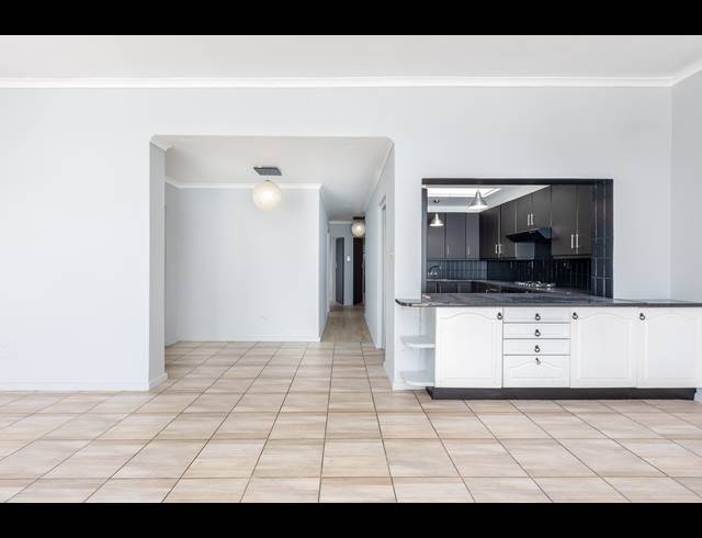 3 BEDROOM HOUSE RENTED IN SEA POINT